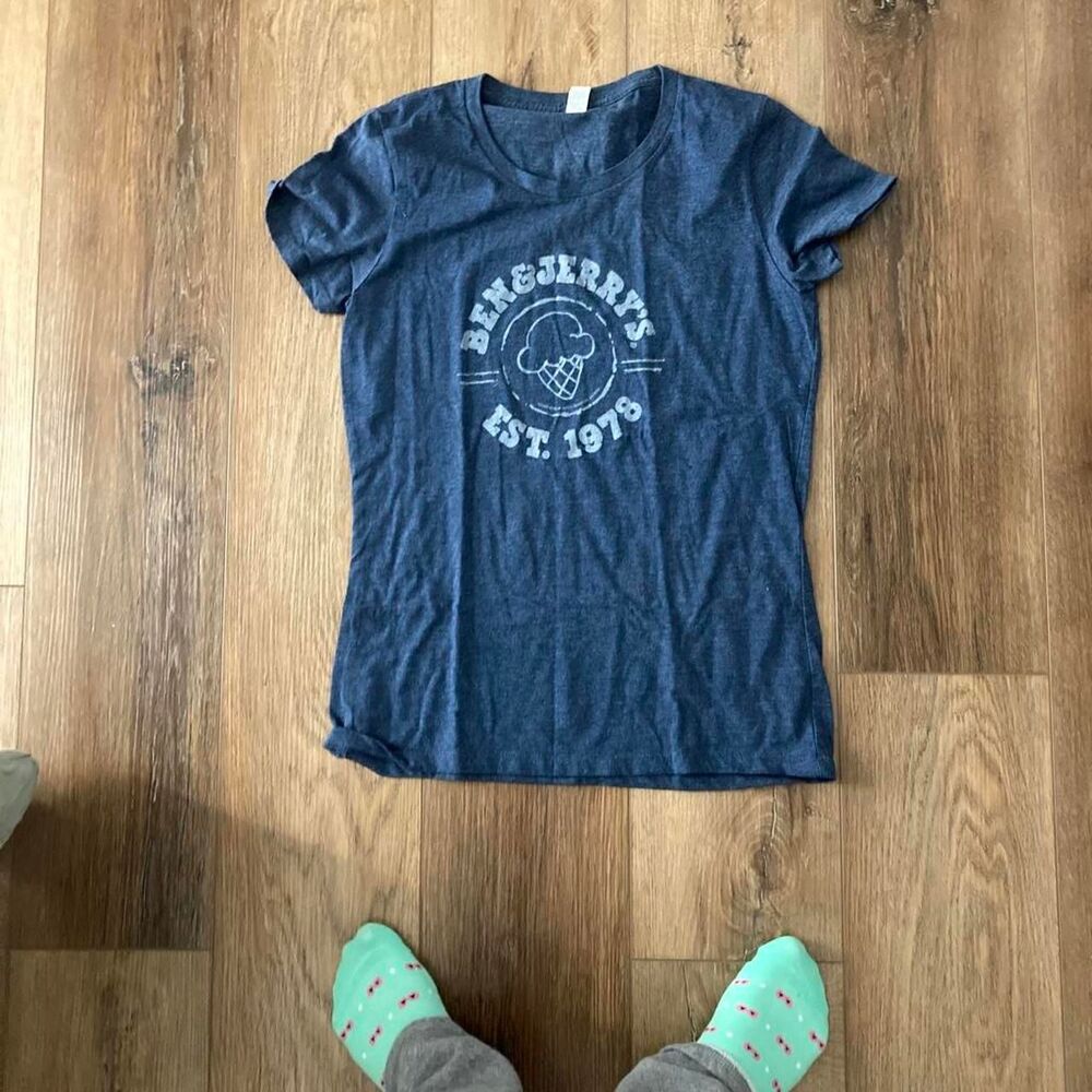 Women's Blue and Navy T-shirt